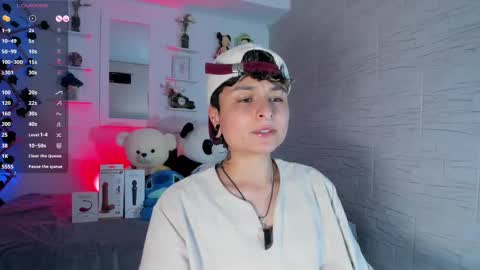 Snapshot of zuryramirez_ chatting on 5, 10, 2025 Zury Ramirez online show from 5, 10, 2025