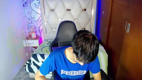 Snapshot of zxvn_n chatting on 3, 6, 2026 ZX online show from 3, 6, 2026