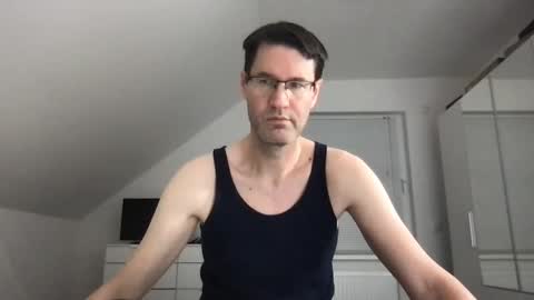 Snapshot of zzz123_cam chatting on 2, 2, 2025 zzz123_cam online show from 2, 2, 2025