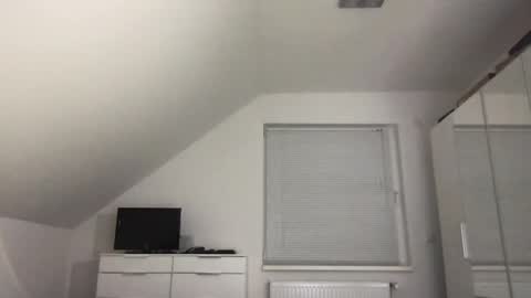 Snapshot of zzz123_cam chatting on 16, 2, 2025 zzz123_cam online show from 16, 2, 2025