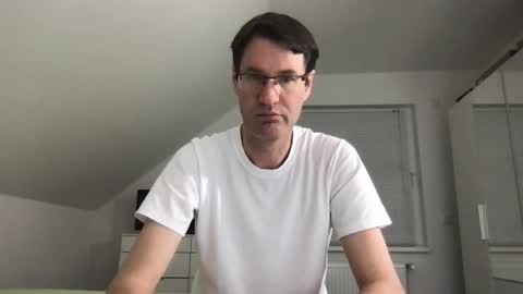 Snapshot of zzz123_cam chatting on 7, 3, 2025 zzz123_cam online show from 7, 3, 2025