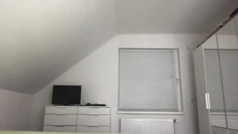 Snapshot of zzz123_cam chatting on 1, 11, 2025 zzz123_cam online show from 1, 11, 2025