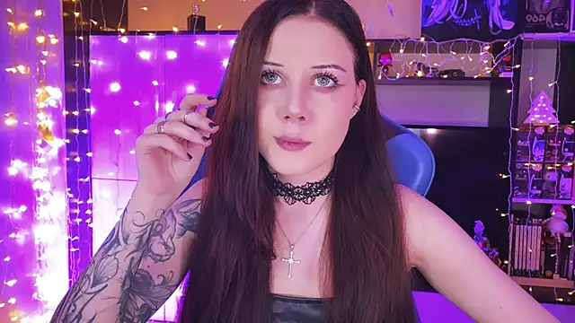 Snapshot of jasminevine chatting on 13, 12, 2024 jasminevine online show from 13, 12, 2024