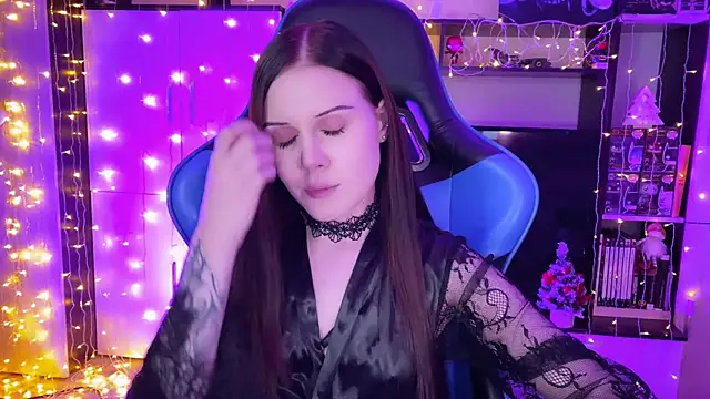 Snapshot of jasminevine chatting on 23, 12, 2024 jasminevine online show from 23, 12, 2024