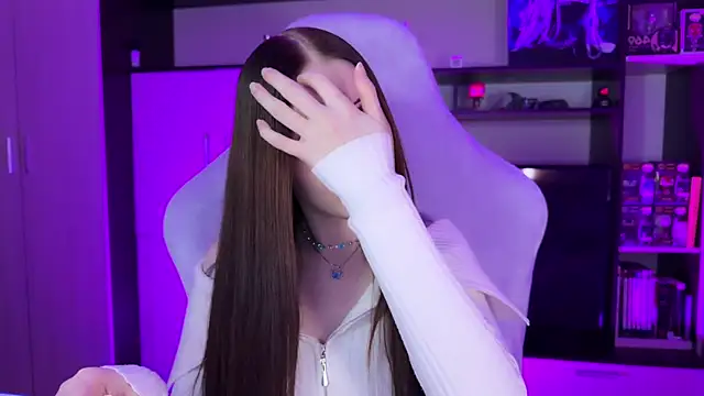 Snapshot of jasminevine chatting on 16, 3, 2025 jasminevine online show from 16, 3, 2025