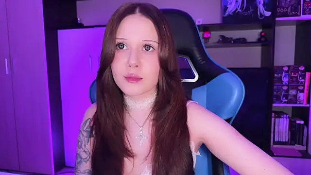 jasminevine online show from 17, 6, 2026