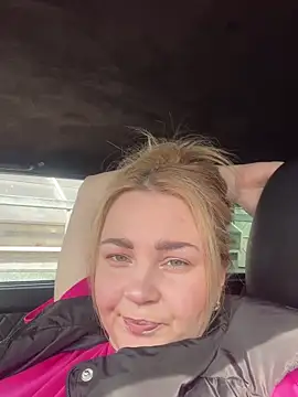 SabrinaBacker online show from 14, 3, 2025