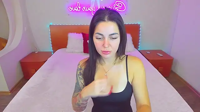 Snapshot of CrazyMilanka chatting on 24, 9, 2025 CrazyMilanka online show from 24, 9, 2025