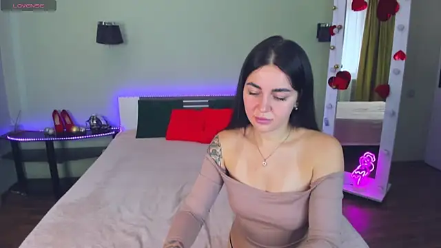 Snapshot of CrazyMilanka chatting on 5, 10, 2025 CrazyMilanka online show from 5, 10, 2025