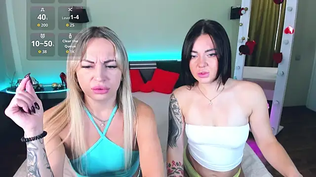 Snapshot of CrazyMilanka chatting on 19, 10, 2025 CrazyMilanka online show from 19, 10, 2025