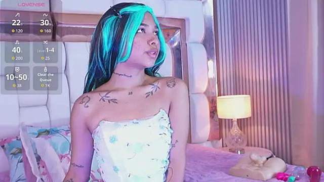 kinkylittlegirll online show from 15, 4, 2026