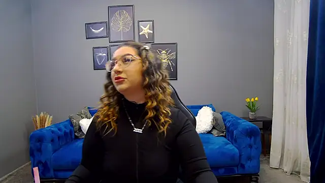 Snapshot of Katewalker_ chatting on 28, 1, 2025 Katewalker online show from 28, 1, 2025