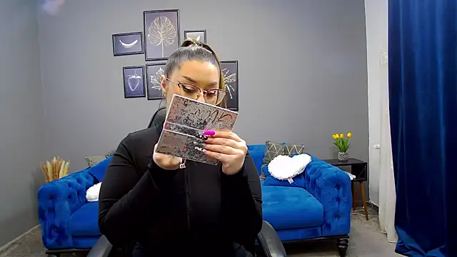 Snapshot of Katewalker_ chatting on 6, 2, 2025 Katewalker online show from 6, 2, 2025