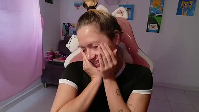 MommyMiaWs online show from 7, 2, 2026