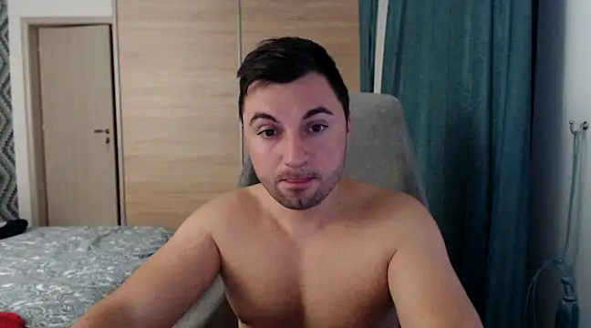 Snapshot of HankMalone chatting on 18, 12, 2024 HankMalone online show from 18, 12, 2024
