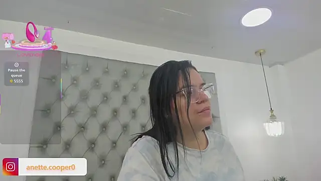 anette cooper online show from 17, 10, 2025