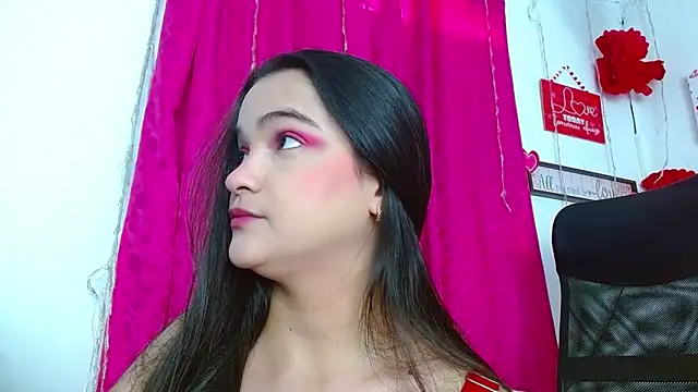 monica little23 online show from 15, 2, 2026