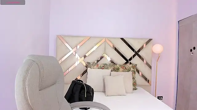 Snapshot of kylie_reyes chatting on 3, 12, 2025 kylie reyes online show from 3, 12, 2025