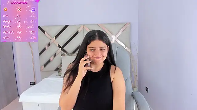 Snapshot of kylie_reyes chatting on 15, 12, 2025 kylie reyes online show from 15, 12, 2025