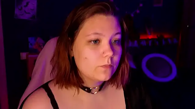 Snapshot of DjennaPalme chatting on 22, 10, 2025 DjennaPalme online show from 22, 10, 2025