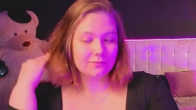 Snapshot of DjennaPalme chatting on 26, 11, 2025 DjennaPalme online show from 26, 11, 2025