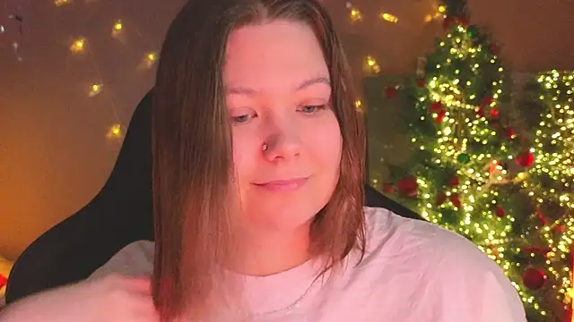 Snapshot of DjennaPalme chatting on 3, 12, 2025 DjennaPalme online show from 3, 12, 2025