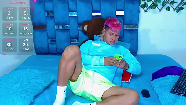 Hakim prettynigg online show from 5, 1, 2025