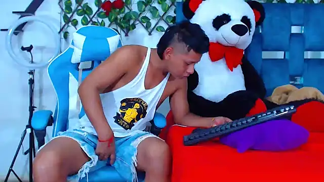 Hakim prettynigg online show from 23, 10, 2025