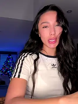 EvaMoet online show from 5, 12, 2024