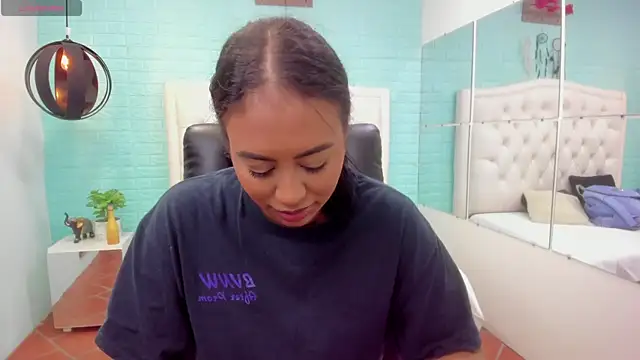 tracycum online show from 11, 2, 2025