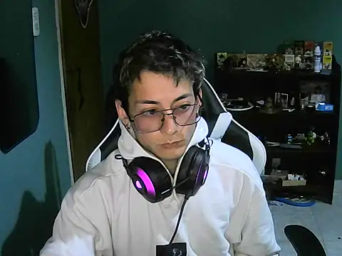 Snapshot of Jughead_16 chatting on 5, 11, 2025 Jughead 16 online show from 5, 11, 2025