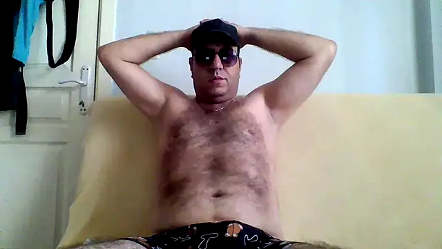 Snapshot of fraud705 chatting on 18, 7, 2026 fraud705 online show from 18, 7, 2026