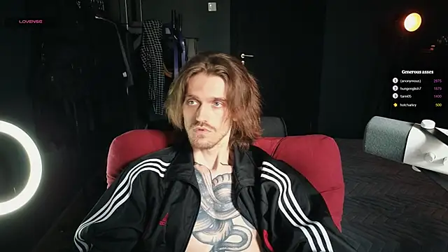 Snapshot of TechnoJesus chatting on 4, 7, 2026 TechnoJesus online show from 4, 7, 2026