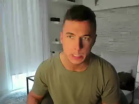 Snapshot of paulblack21 chatting on 22, 2, 2026 paulblack21 online show from 22, 2, 2026