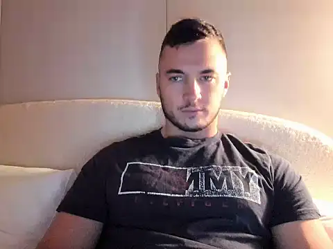 Snapshot of paulblack21 chatting on 10, 4, 2026 paulblack21 online show from 10, 4, 2026