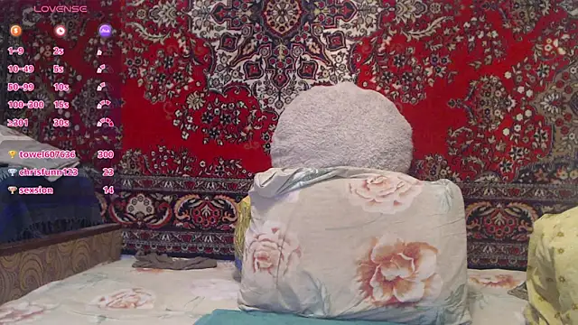 Snapshot of Sandra_Carina chatting on 14, 9, 2025 Sandra Carina online show from 14, 9, 2025