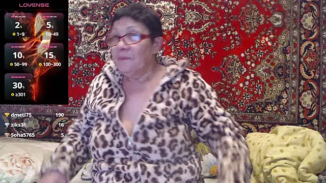 Snapshot of Sandra_Carina chatting on 23, 10, 2025 Sandra Carina online show from 23, 10, 2025