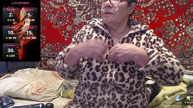 Snapshot of Sandra_Carina chatting on 29, 10, 2025 Sandra Carina online show from 29, 10, 2025