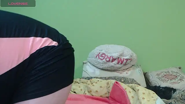 Snapshot of Sandra_Carina chatting on 1, 2, 2026 Sandra Carina online show from 1, 2, 2026