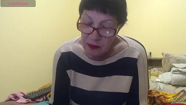 Snapshot of Sandra_Carina chatting on 7, 4, 2026 Sandra Carina online show from 7, 4, 2026