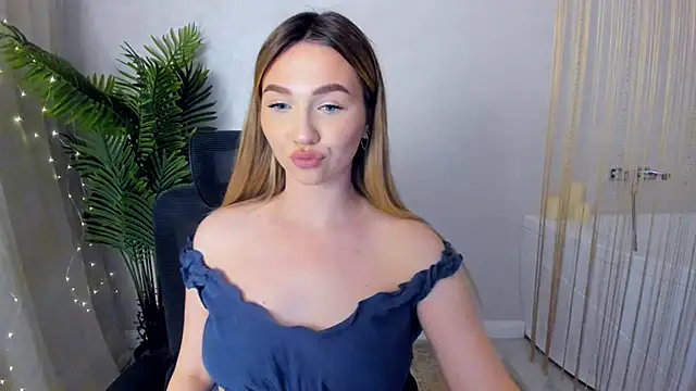 Snapshot of GracefulLook chatting on 18, 1, 2025 GracefulLook online show from 18, 1, 2025