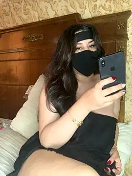 Snapshot of Taimaaa chatting on 16, 9, 2025 Taimaaa online show from 16, 9, 2025