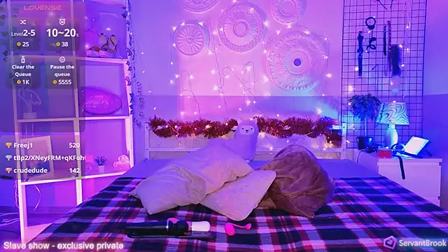 Snapshot of ServantBrook chatting on 20, 12, 2024 ServantBrook online show from 20, 12, 2024