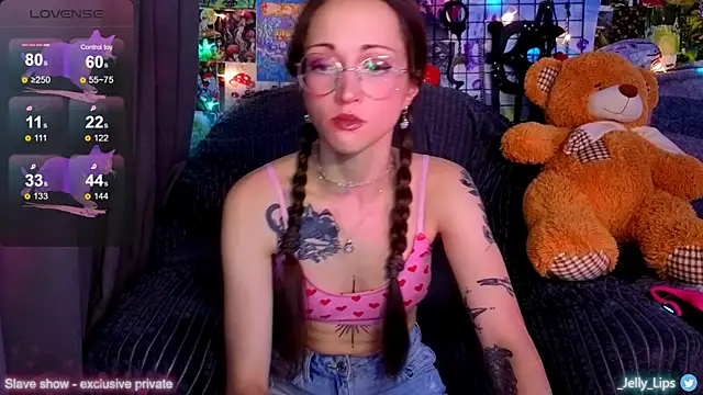 Snapshot of ServantBrook chatting on 8, 10, 2025 ServantBrook online show from 8, 10, 2025