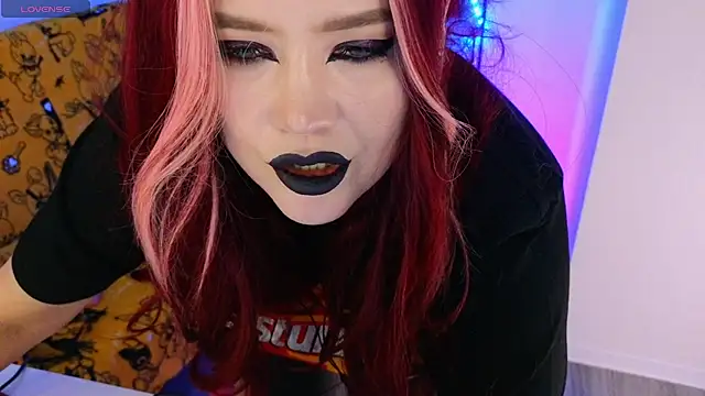 wickedxqueen online show from 1, 6, 2026