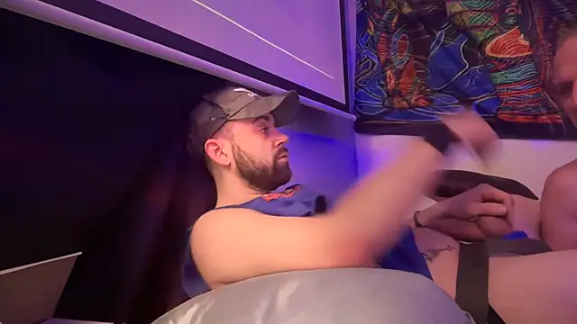 Fr4nk1eFFuxxx online show from 4, 3, 2025