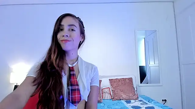 Estrella Duran online show from 8, 1, 2025