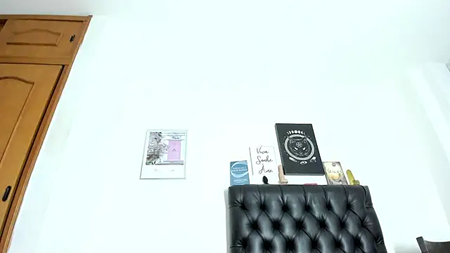 JohanyLatino online show from 28, 1, 2025