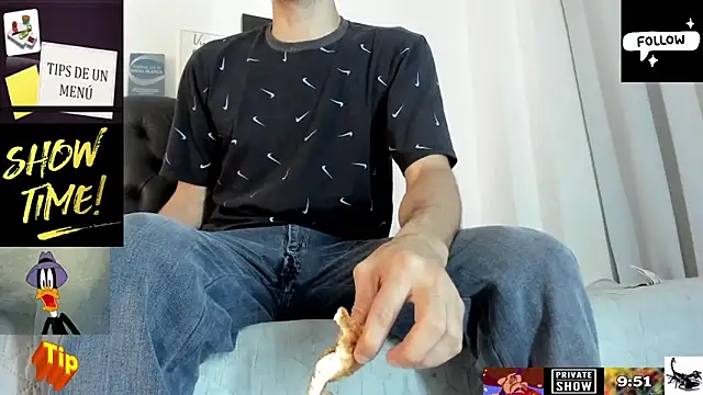 JohanyLatino online show from 4, 3, 2025