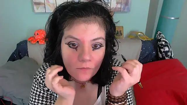 EverlyRays online show from 1, 11, 2025